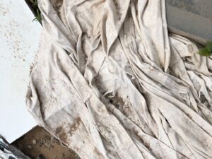 Original Morro Jable Leinenstoff mit Faltenwurf